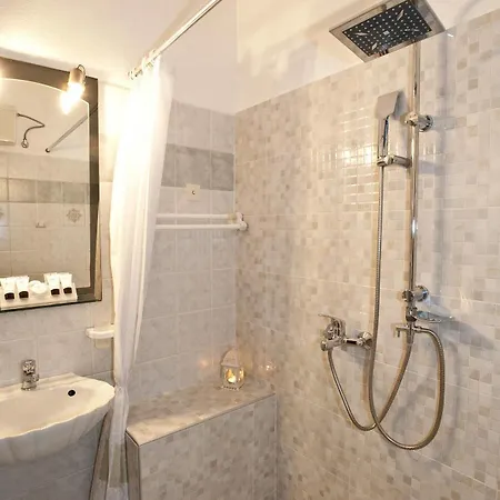 Apartament Filoxenia *