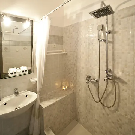 Filoxenia Ornos (Mykonos)