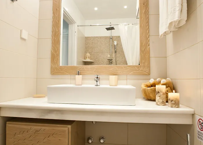 费罗西尼亚公寓 * 奥诺斯